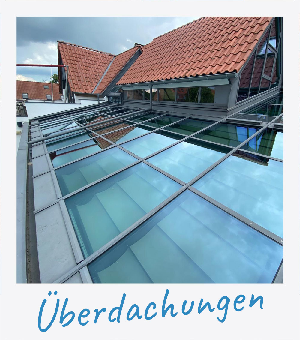 Glasreinigung-Sameer-Almhannawee_Polaroid_Ueberdachung